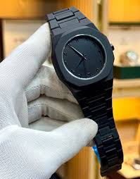 Black Aura Watch — All-Black Quartz Timepiece for Men & Women